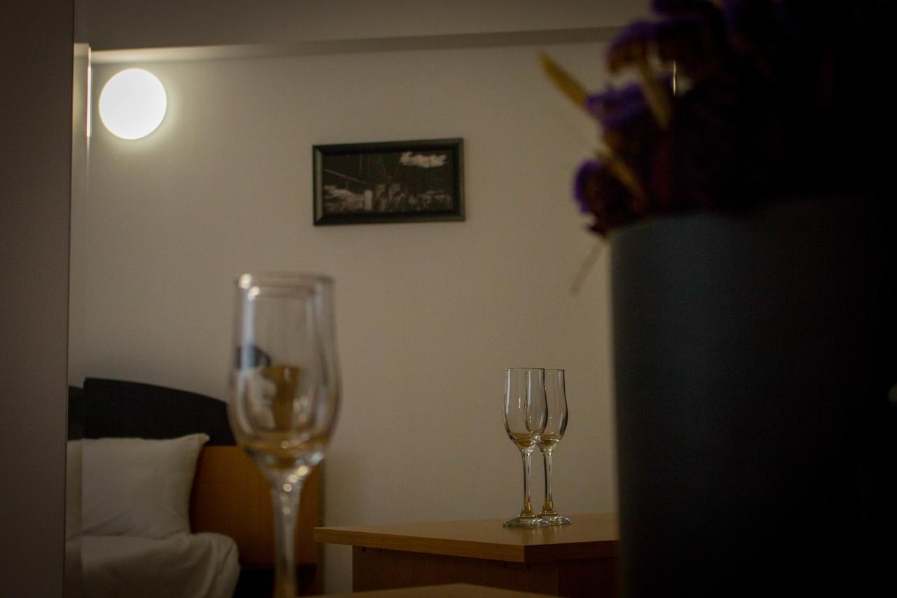 Rent Room N&S Iasi Ngoại thất bức ảnh